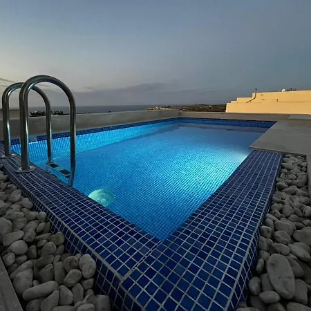 Penthouse * Il-Pergla